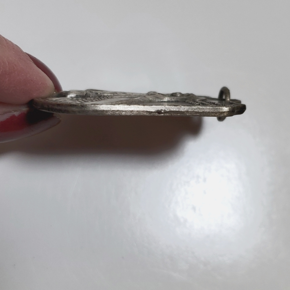 Large Vintage Solid Heavy Badge Shape Madonna & C… - image 6